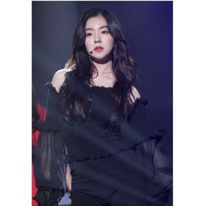 Stylenanda off shoulder blouse